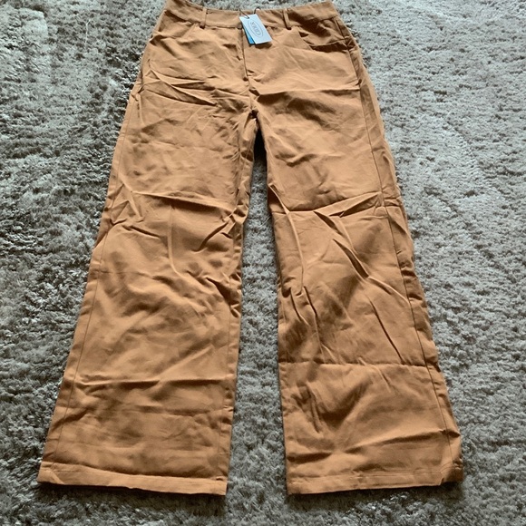 Cider Women's Tan Wide Leg Pants, Size Medium. - Picture 2 of 10